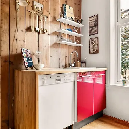 Apartmán Dinbnb I Characteristic Townhouse With Bathtub Bergen