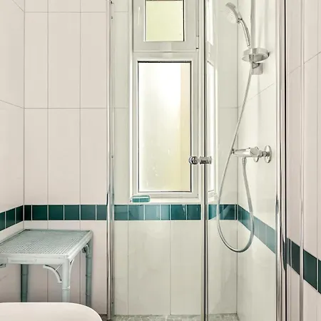 Dinbnb I Characteristic Townhouse With Bathtub Bergen
