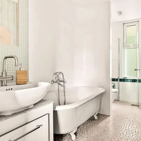 Dinbnb I Characteristic Townhouse With Bathtub Апартаменты Берген