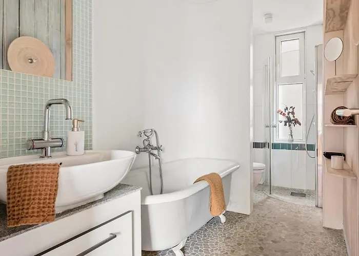 Lägenhet Dinbnb I Characteristic Townhouse With Bathtub *
