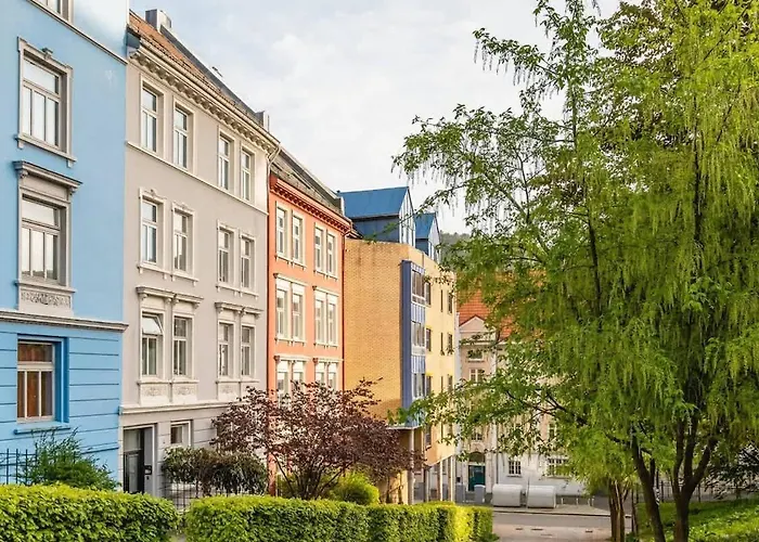 Dinbnb I Characteristic Townhouse With Bathtub Appartement Bergen