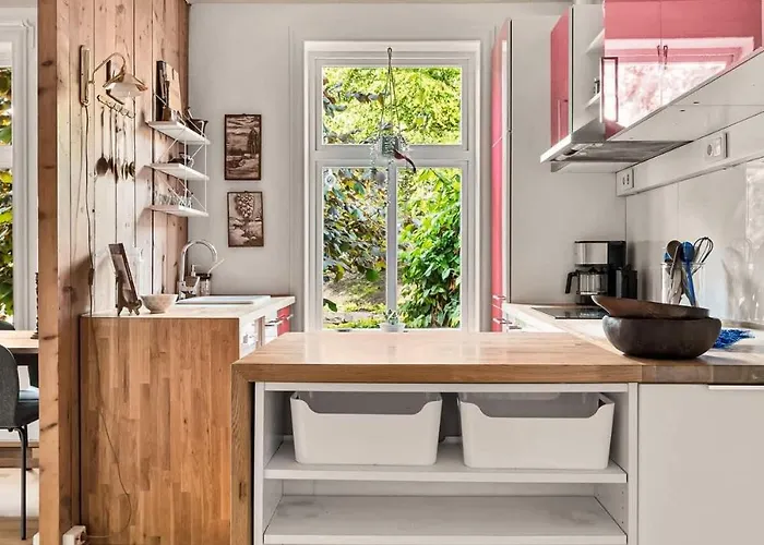 Lägenhet Dinbnb I Characteristic Townhouse With Bathtub *